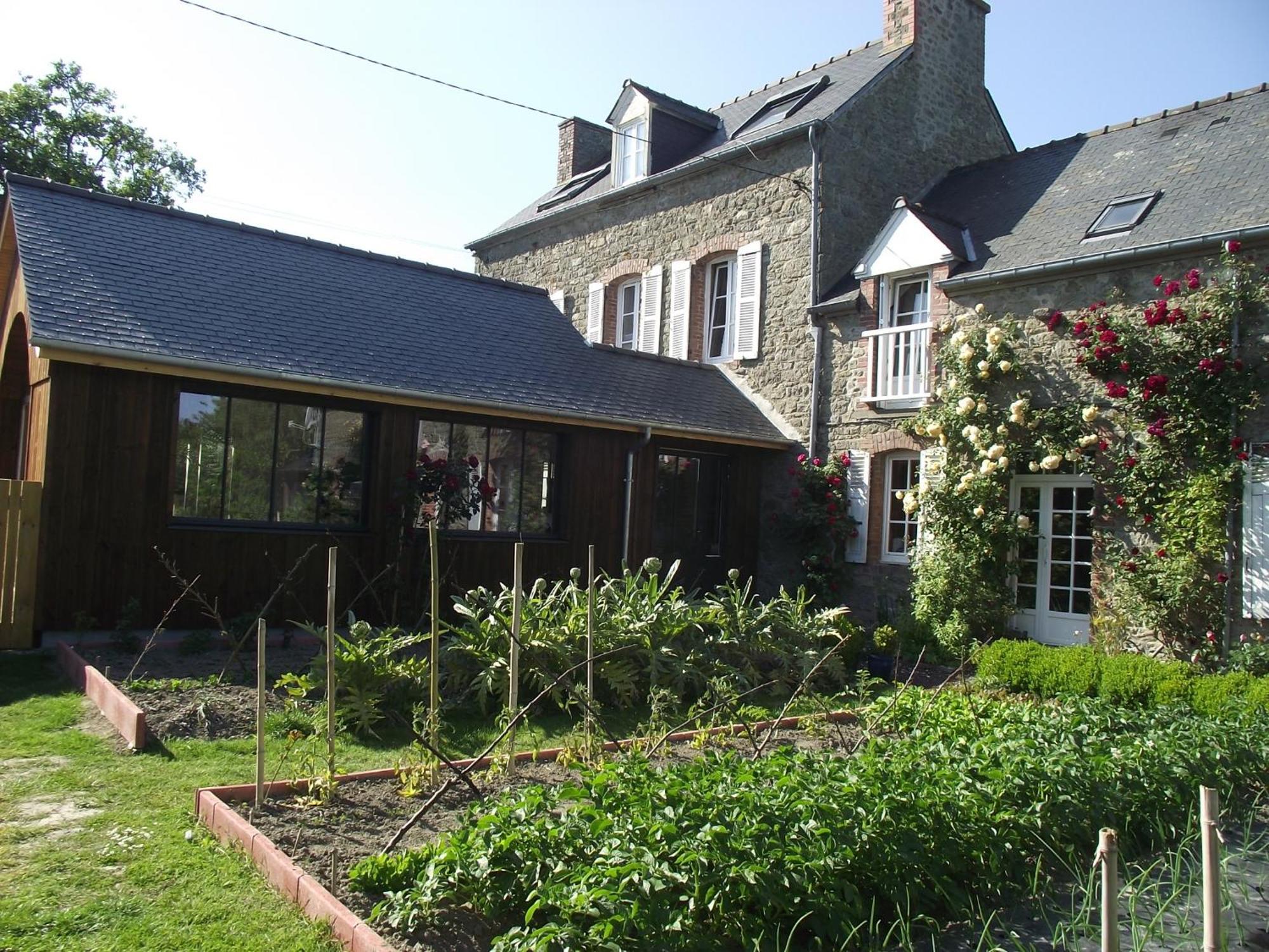 Chambres D'Hotes Le Clos D'Enhaut Ντινάρ Εξωτερικό φωτογραφία